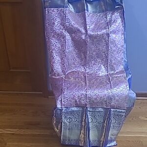 Elegant Floral Pink With Purple/ Bluish Women's Kanjivaram Silk Saree